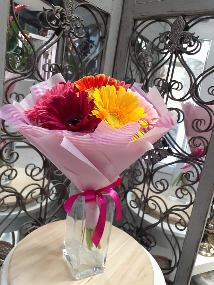 Букет цветов из: Герберы в Побединском