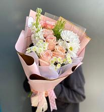 Букет цветов из:  Хризантемы и Розы в Побединском