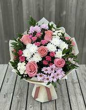 Букет цветов из:  Альстромерии, Гвоздики, Розы и Хризантемы в Побединском