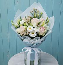Букет цветов из:  Розы и Лизиантусы в Побединском