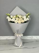 Букет цветов из:  Розы и Лизиантусы в Побединском